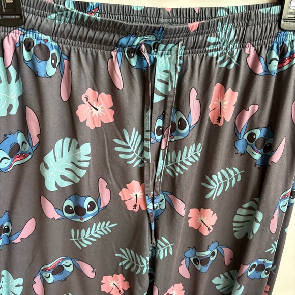 Disney Lounge Pants w/Blue Stitch Character . Size 33waist. 35 inseam INV25/397 - Picture 2 of 5